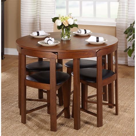 round dining room table for small spaces