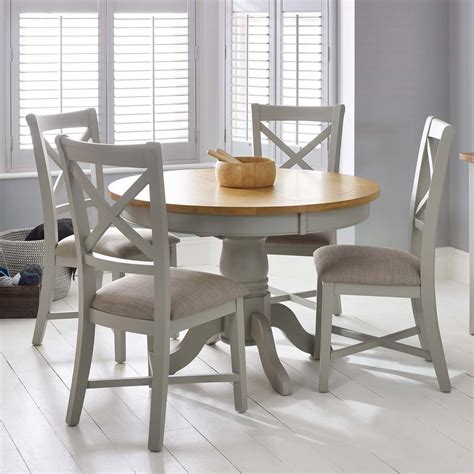 Round dining table with 4 chairs