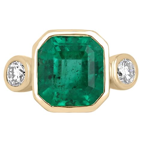 round emerald cut