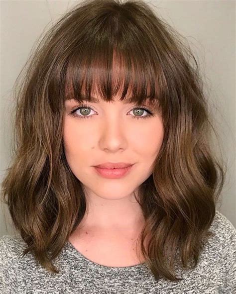 Stunning Round Face Haircuts With Bangs With Simple Style