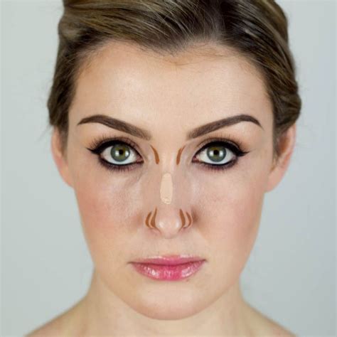 Round Nose Makeup