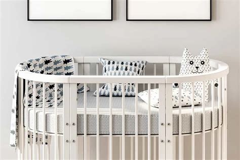 Round Or Oval Crib