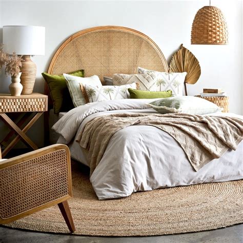Round Rugs For Bed