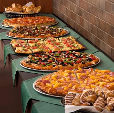 Round Table Pizza Buffet