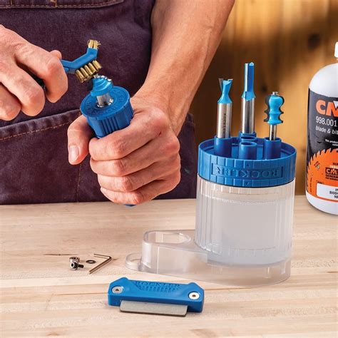 Router Bit Cleaning Solution