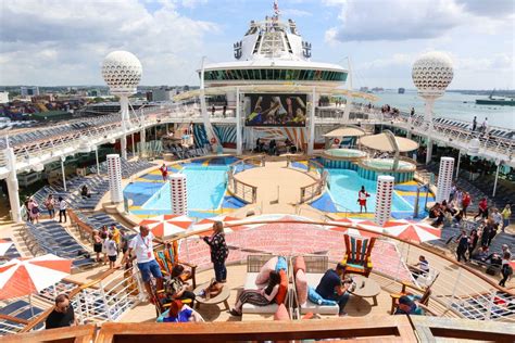 royal independence of the seas reviews