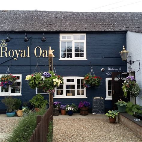 royal oak pub p.a. fuente