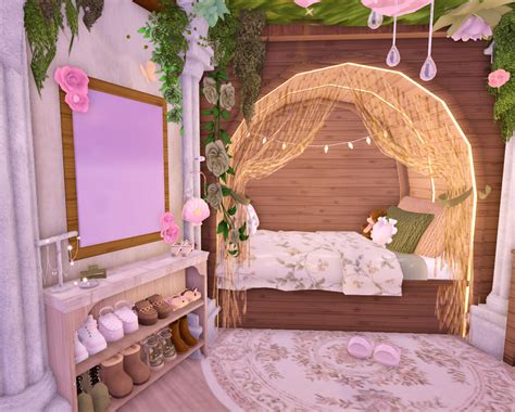 Royale High Dorm Outside Ideas