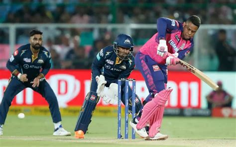 rr vs gt ipl live score 2022