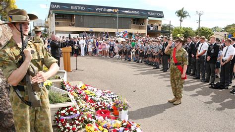 rsl anzac day services