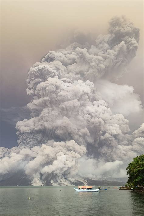 ruang volcano cam