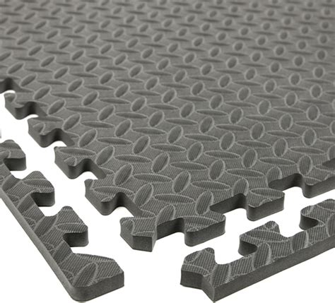 rubber or foam flooring mats
