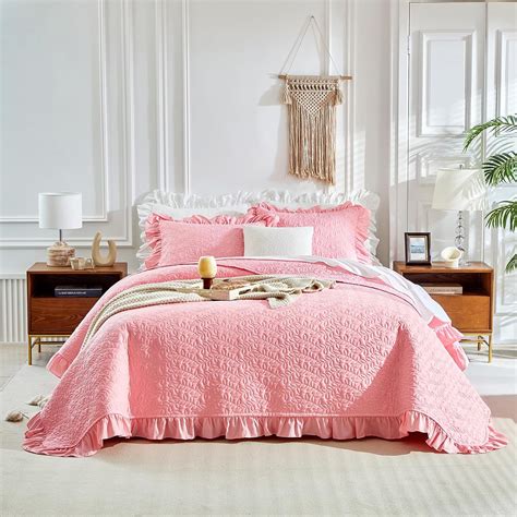 Ruffle Quilt Sets
