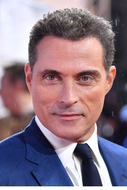 rufus sewell age