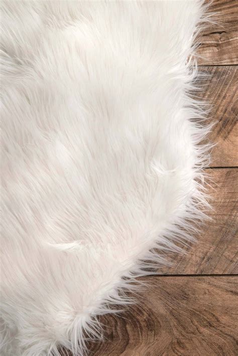 rug faux fur white 28