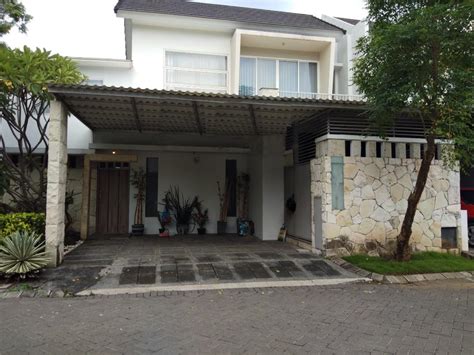 rumah di surabaya barat