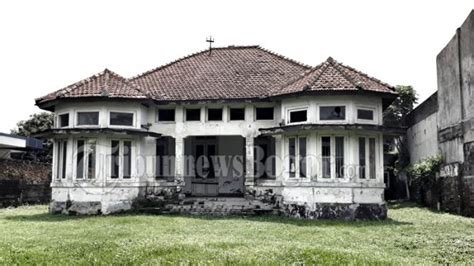 rumah-tua-indonesia