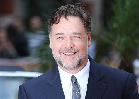 russell crowe where does he live