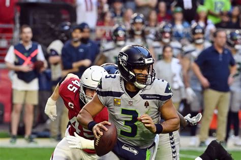 russell wilson contract end
