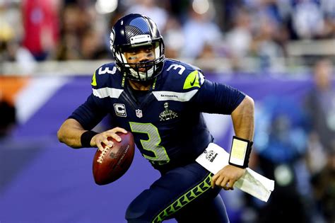 russell wilson contract extension 2016