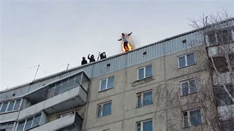 russian building on fire