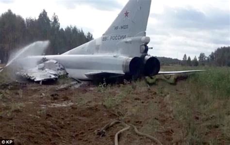 russian fighter jet crashes on takeoff
