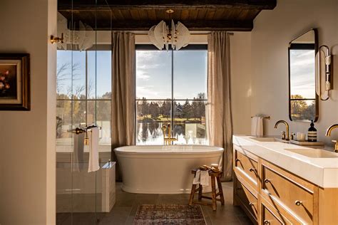31 Best Rustic Bathroom Design and Decor Ideas for 2020