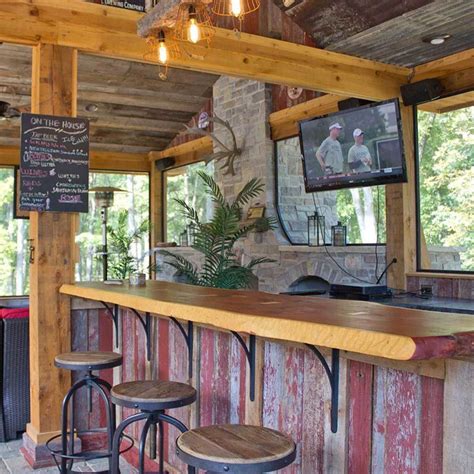 Rustic Outdoor Bar Ideas