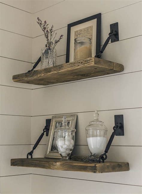 Rustic Picture Hanging Ideas