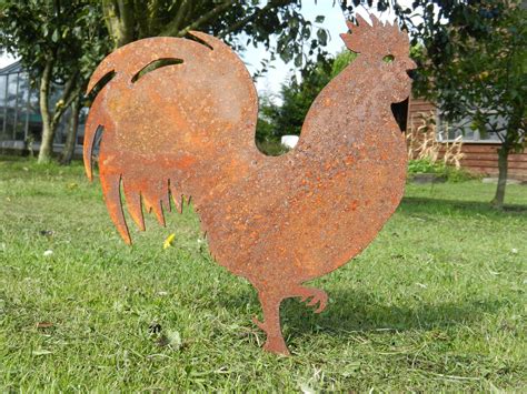 rusty rooster metal art