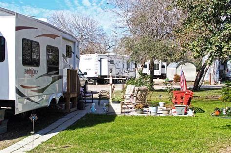 Rv In Mathis Tx