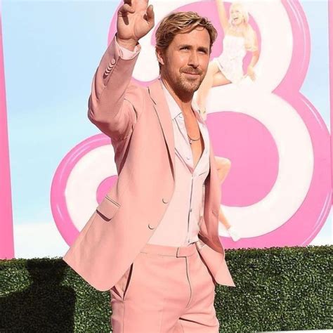 ryan gosling barbie red carpet