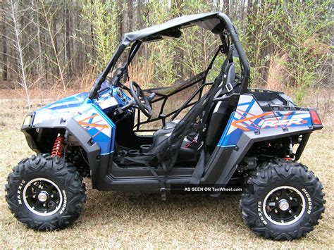 Polaris RZR 800 S Bilder und technische Daten