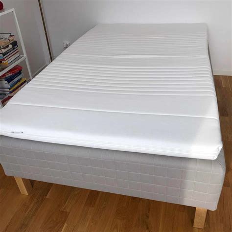 Fräsch säng Ikea Hemnes 120 cm (413512007) ᐈ Köp på Tradera