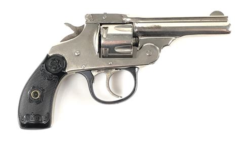 S & W 32