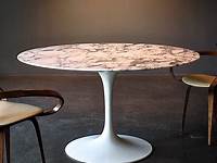 Knoll Eero Saarinen Marble Round Table. Original Price 4,209 Design