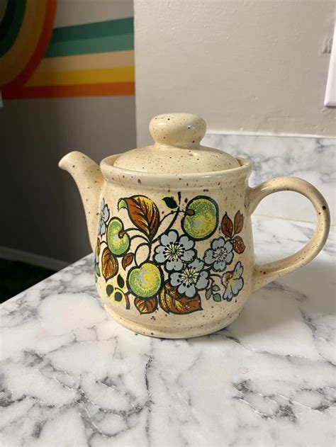 Sadler Ceramic Teapot