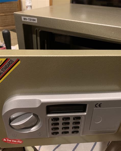 Safe With Multiple User Codes