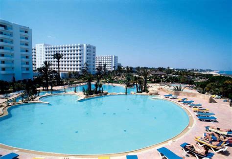sahara beach hotel tunisia skanes