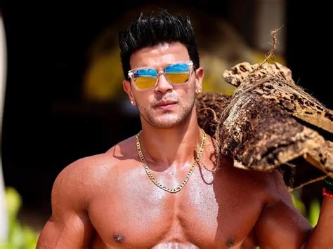 sahil khan net worth 2022