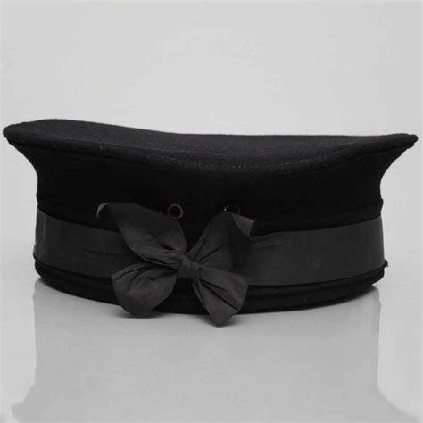 Sailor Hat Definition