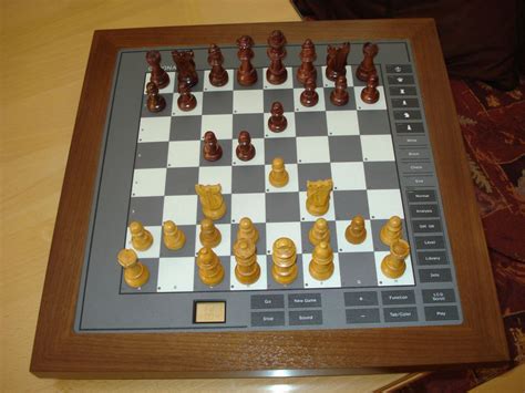saitek corona chess computer