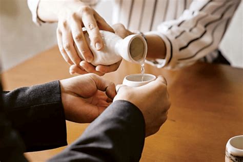 sake etiquette