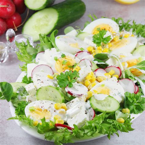 salatka z jajek i groszku