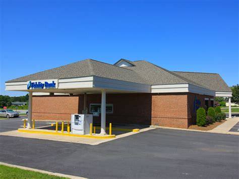 salisbury bank locations