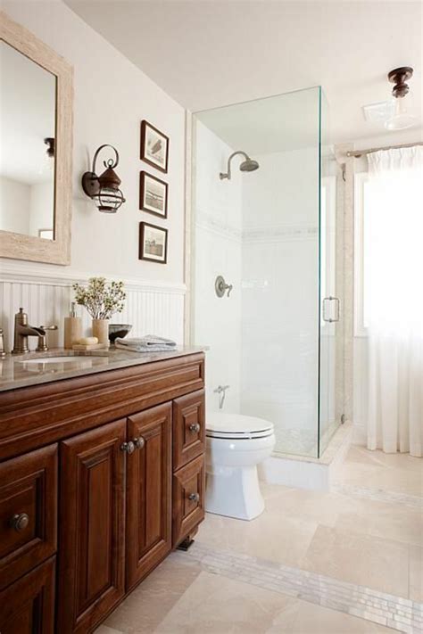 Idée décoration Salle de bain salle de bain beige avec carrelage à
