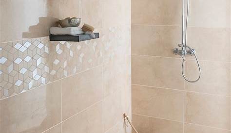 Salle de bain mosaique beige Tendance déco tuiles céramiques