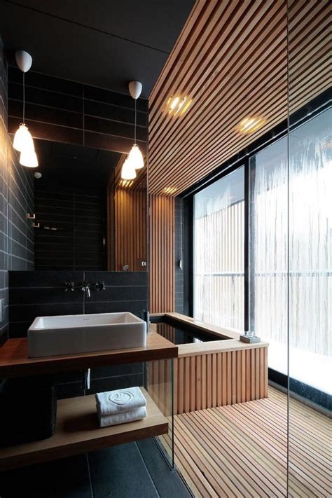 Des inspirations pour une salle de bain en noir et bois Joli Place