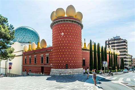 salvador dali museum figueres