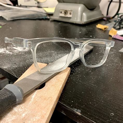 same day eyeglass repair